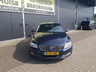 Volvo V-70 1.6 D2 Momentum picture 3