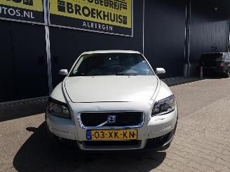 Volvo C-30 2.0 Momentum picture 3