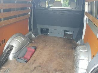 Volkswagen Transporter 2.0 TDI L2H1 DC Comfortline picture 28