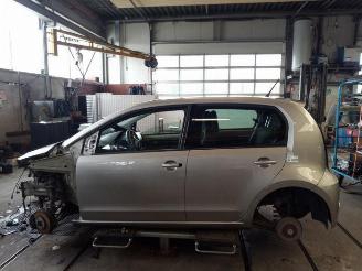 Dezmembrări autoturisme Volkswagen Up! Up! (121), Hatchback, 2011 1.0 12V EcoFuel 2019/1