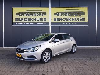damaged passenger cars Opel Astra 1.0 Edition 2016/2