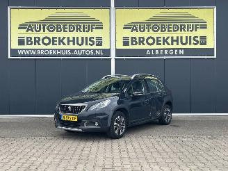 Coche accidentado Peugeot 2008 1.2 PureTech Allure 2018/5