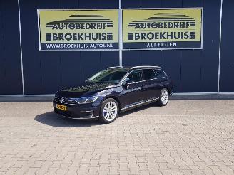 Coche accidentado Volkswagen Passat Variant 1.4 TSI GTE Highline 2015/12