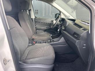 Volkswagen Caddy Cargo MAXI L2 2.0 TDI Economy Business picture 16