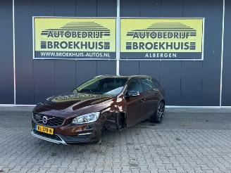 Autoverwertung Volvo V-60 V60 Cross Country I (FZ), Combi, 2010 / 2018 2.0 T5 16V 2016/10