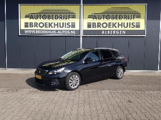 krockskadad bil auto Peugeot 308 SW 1.6 BlueHDI Blue Lease Premium Automatic 2018/1