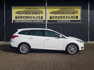 Ford Focus Wagon 1.0 Titanium Edition picture 4