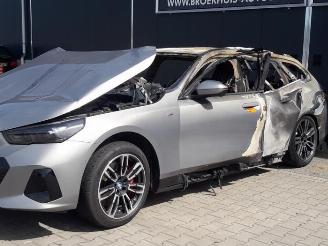 disassembly passenger cars BMW i5 i5 Touring (G61), Combi, 2024 eDrive40 84 kWh 2024/6