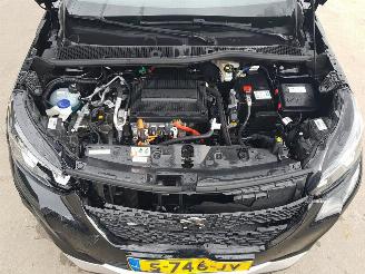 Peugeot e-2008 EV Allure 50 kWh picture 11
