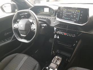 Peugeot e-2008 EV Allure 50 kWh picture 18