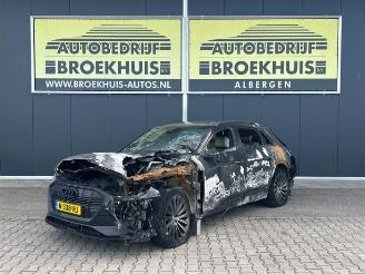 Vrakbiler auto Audi E-tron e-tron (GEN), SUV, 2018 / 2023 55 quattro 2019/7