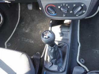 Opel Tigra 1.4 16v picture 7