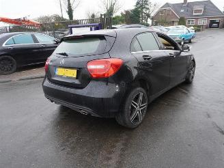 Démontage voiture Mercedes A-klasse A180 2013/1