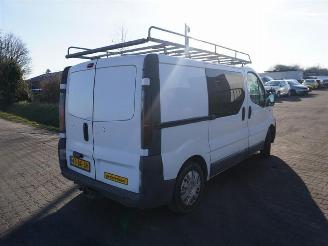 disassembly commercial vehicles Renault Trafic 1.9 dCi 2003/1