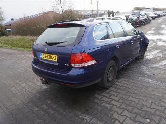 Salvage car Volkswagen Golf Variant 1.4 TSi 2009/11
