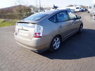 disassembly passenger cars Toyota Prius 1.5 Hybrid 2007/6