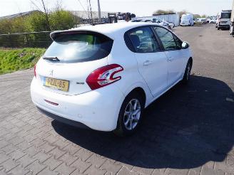 Auto da rottamare Peugeot 208 1.0 Vti 2014/4