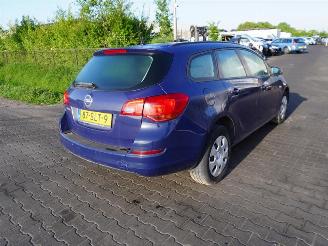 Autoverwertung Opel Astra SPORTS TOURER 1.4 16v 2011/10