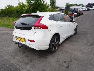 Salvage car Volvo V-40 1.6 T4 2012/10