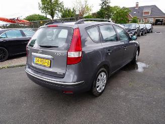 Coche accidentado Hyundai I-30 1.6 CRDi Combi 2008/10