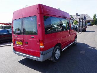 krockskadad bil bedrijf Ford Transit 300 S 2,4 T/D AUT Invalidenvervoer 2006/7