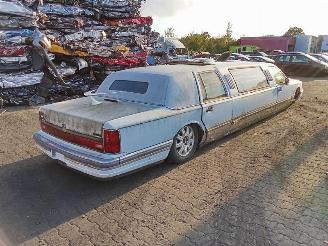 Uttjänta bilar auto Lincoln Town Car 4.9 1990/1
