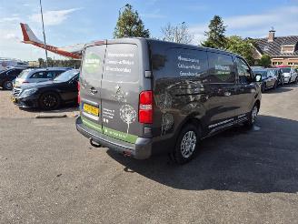  Peugeot Expert 2.0 Blue HDi 120 16V (DW10FE(AHK)) 2017/3