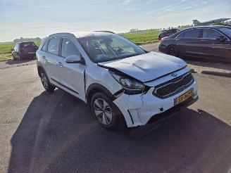 Kia Niro 1.6 GDI Hybrid (G4LE) picture 4