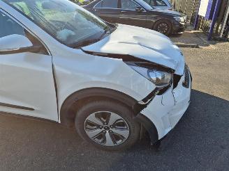 Kia Niro 1.6 GDI Hybrid (G4LE) picture 5