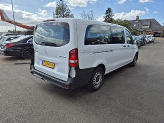 krockskadad bil bedrijf Mercedes Vito 2.2 114 CDI 16V 2019/8