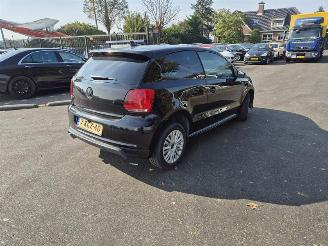 Schadeauto Volkswagen Polo 1.2 TDI 12V 2013/4
