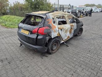 Sloopauto Peugeot 2008 1.2 12V 2014/11