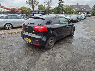 skadebil auto Kia Rio 1.2 16V 2012/4
