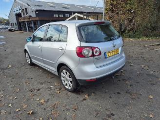 Volkswagen Golf 2.0 FSI 16V picture 2