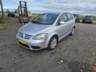 Volkswagen Golf 2.0 FSI 16V picture 3