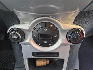 Ford Fiesta 1.4 16v picture 8