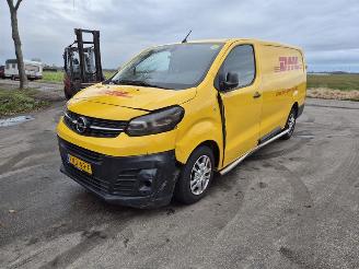 Opel Vivaro 2.0 D picture 3
