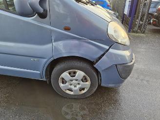 Opel Vivaro 2.5 CDTi DC picture 5