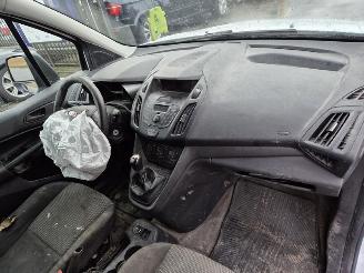 Ford Transit Connect 1.5 TDCi picture 10