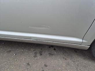 Toyota Avensis wagon  2.4 16v picture 5