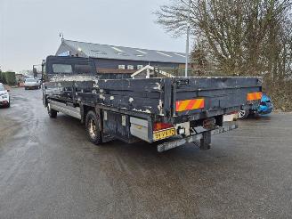 Mercedes Atego 1223L picture 2