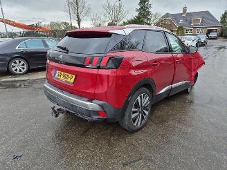 Coche accidentado Peugeot 3008 1.6 e THP 2018/5