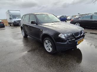 BMW X3 2.0 16v picture 4