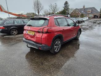 Schadeauto Peugeot 2008 1.2 16v 2016/8