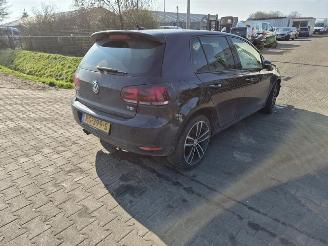 Salvage car Volkswagen Golf 1.4 TSi 2017/11