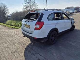 Salvage car Chevrolet Captiva  2008/1