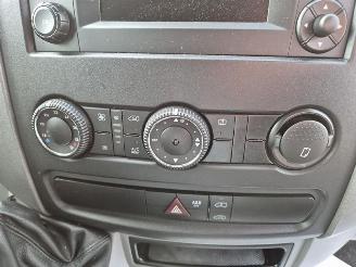 Volkswagen Crafter 2.0 TDi picture 6