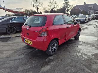 Coche accidentado Toyota Yaris 1.0 12v 2006/7