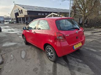 Toyota Yaris 1.0 12v picture 2