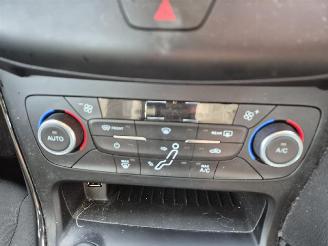 Ford Focus Wagon 1.5 EcoBoost picture 9